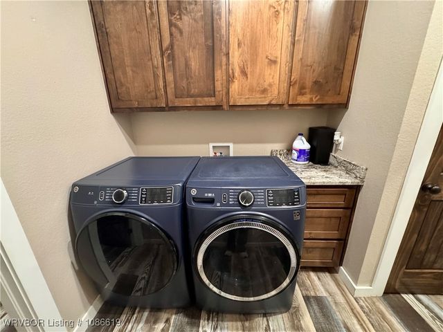 1101 S Railroad Street, Poteau, OK 74953