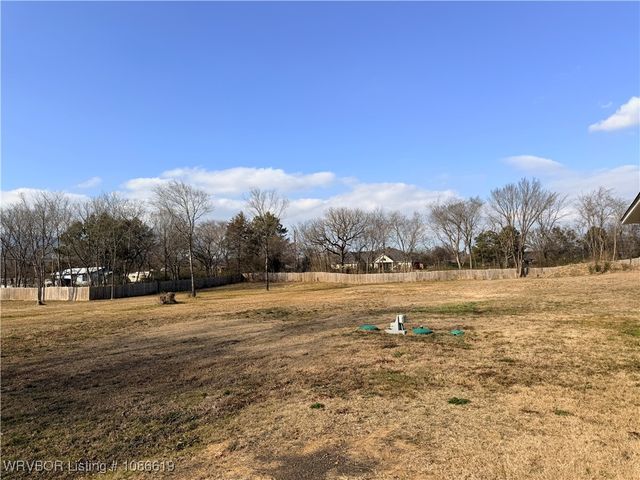 1101 S Railroad Street, Poteau, OK 74953