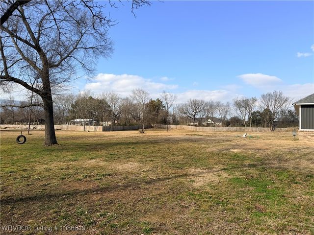 1101 S Railroad Street, Poteau, OK 74953