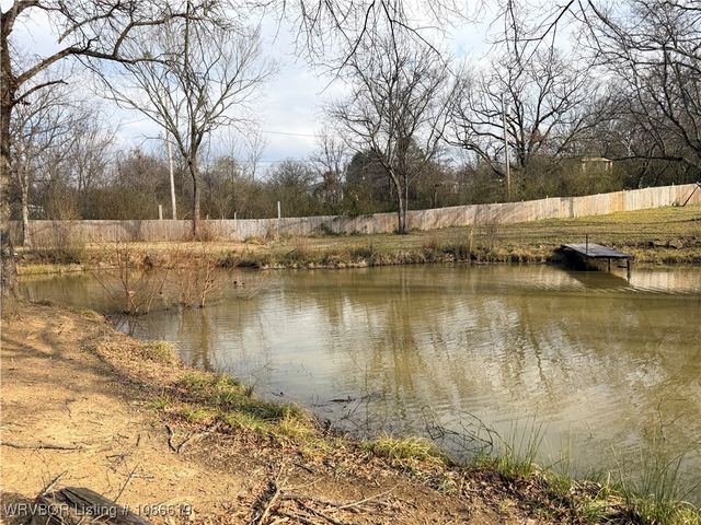 1101 S Railroad Street, Poteau, OK 74953