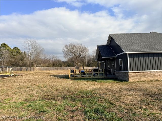 1101 S Railroad Street, Poteau, OK 74953