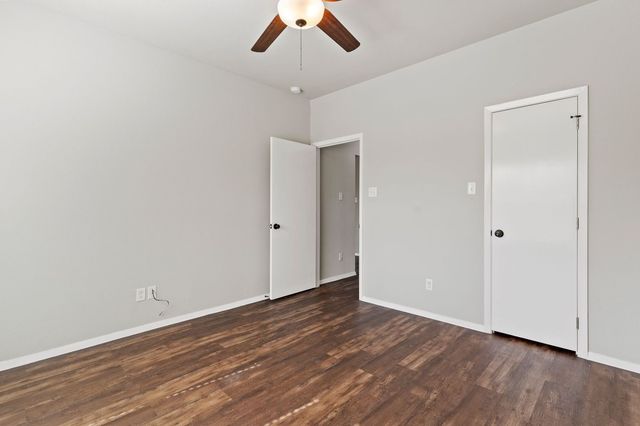 315 S Bradshaw Street B, Denton, TX 76205