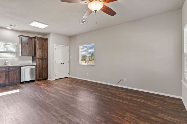 315 S Bradshaw Street B, Denton, TX 76205