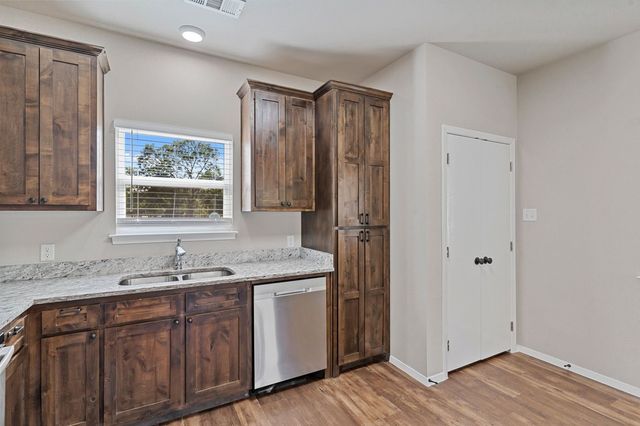 315 S Bradshaw Street B, Denton, TX 76205