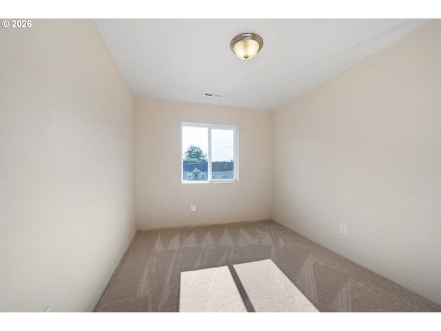 8512 Ne 13TH Pl, Vancouver, WA 98665