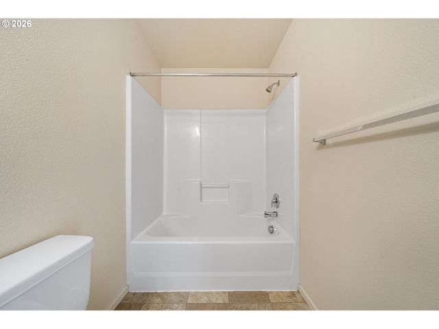 8512 Ne 13TH Pl, Vancouver, WA 98665