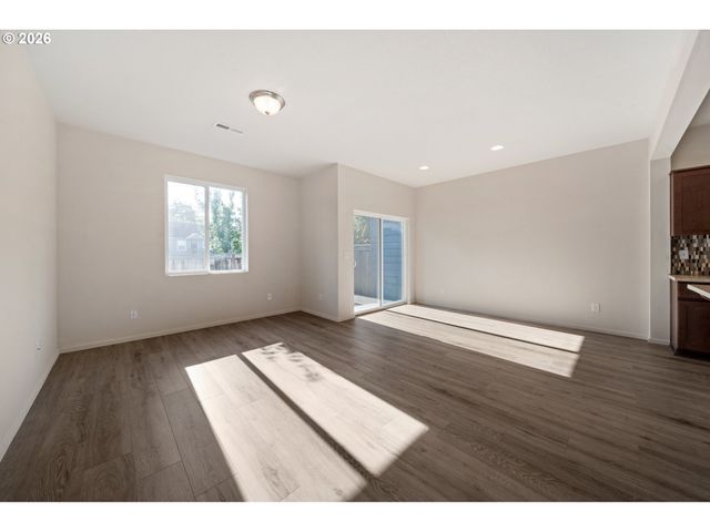 8512 Ne 13TH Pl, Vancouver, WA 98665