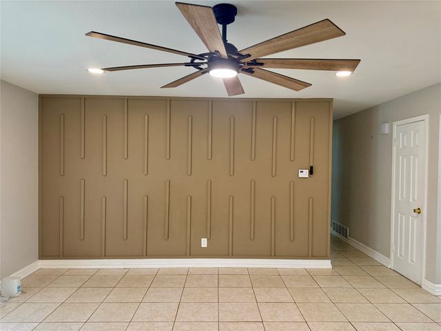 1101 Dublin Drive, Fort Worth, TX 76134