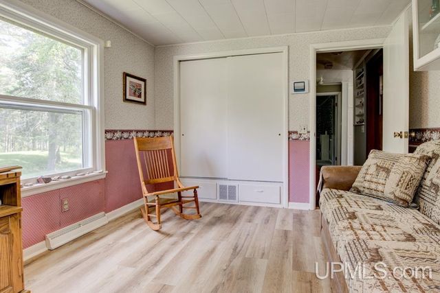 W5488 County Road 342, Wallace, MI 49893