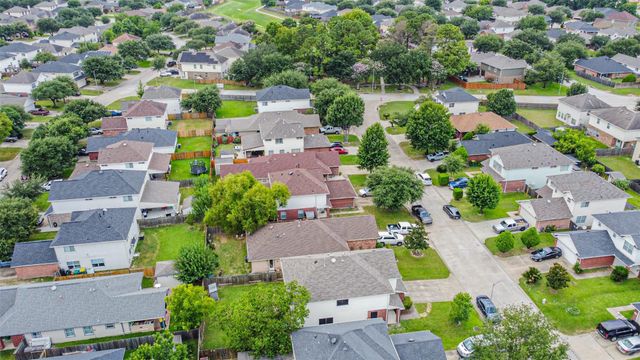 2663 Royal Blue Drive, Houston, TX 77088