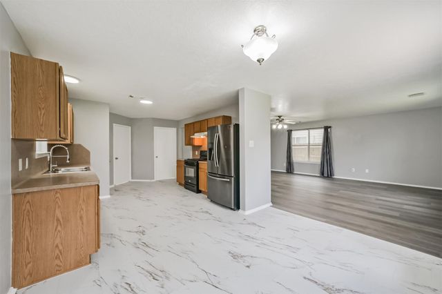 2663 Royal Blue Drive, Houston, TX 77088