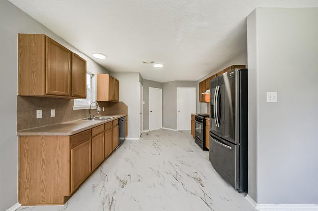 2663 Royal Blue Drive, Houston, TX 77088