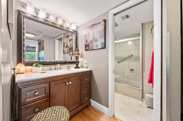 155 Yacht Club Drive 207, North Palm Beach, FL 33408