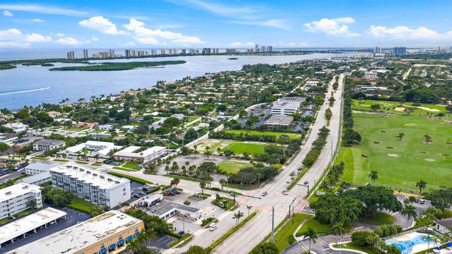 155 Yacht Club Drive 207, North Palm Beach, FL 33408