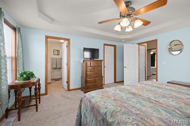 195 Baneberry Drive, Highland, IL 62249