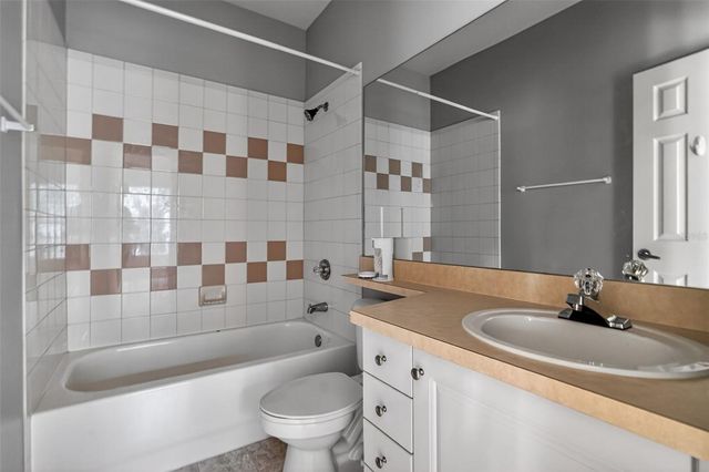 7714 PLANTATION CIRCLE 7714, Bradenton, FL 34201