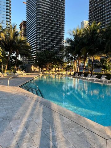 88 SW 7th St 2708, Miami, FL 33130