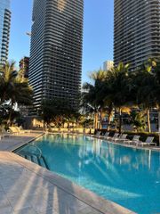 88 SW 7th St 2708, Miami, FL 33130