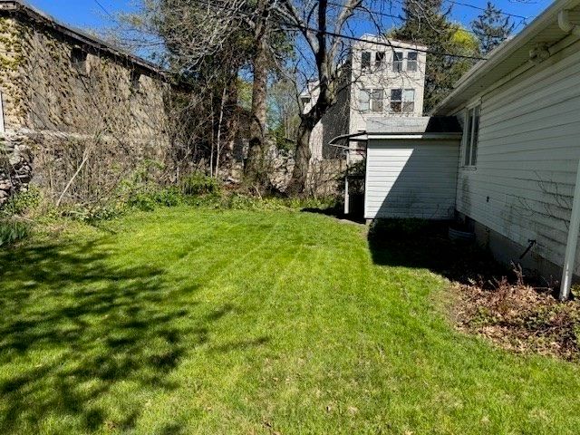 79 Chilmark St, Worcester, MA 01604