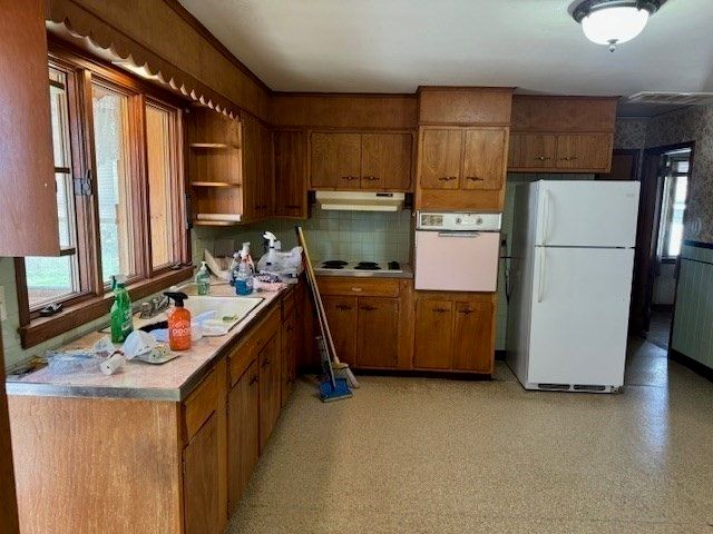 79 Chilmark St, Worcester, MA 01604