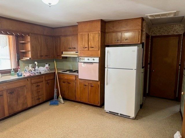 79 Chilmark St, Worcester, MA 01604