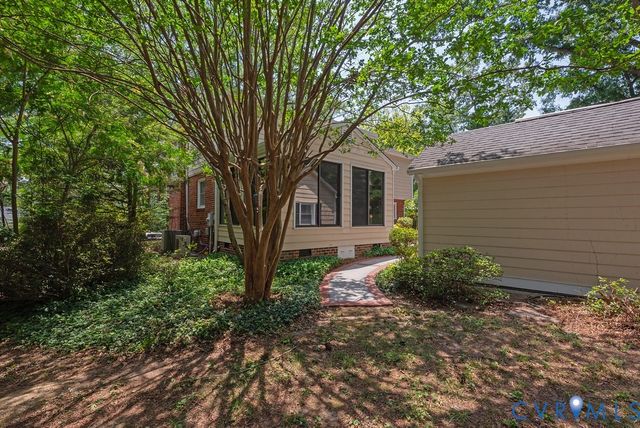 8718 September Dr, Henrico, VA 23229