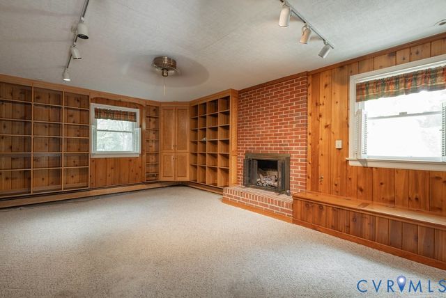8718 September Dr, Henrico, VA 23229