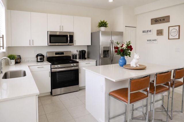 23068 SW 129th Place, Miami, FL 33170