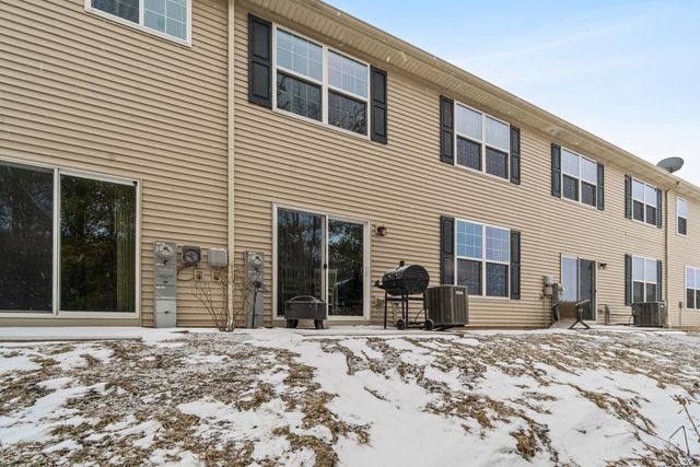 520 Silverton Drive, Grayslake, IL 60030