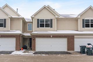 520 Silverton Drive, Grayslake, IL 60030