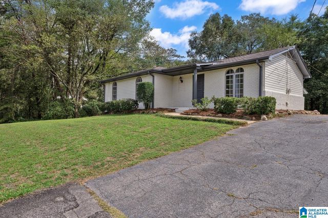 701 COUNTRY CLUB TRAIL, Gardendale, AL 35071