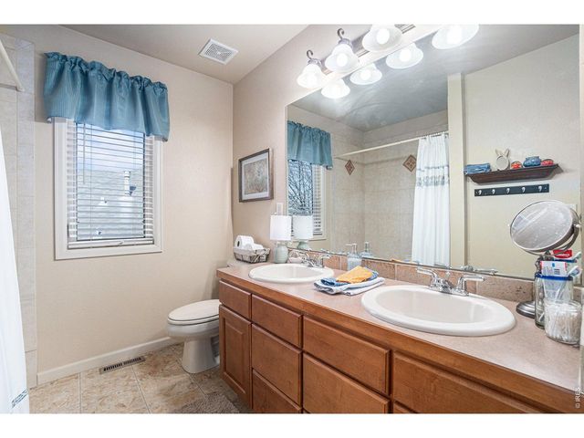 214 N 55th Ave, Greeley, CO 80634