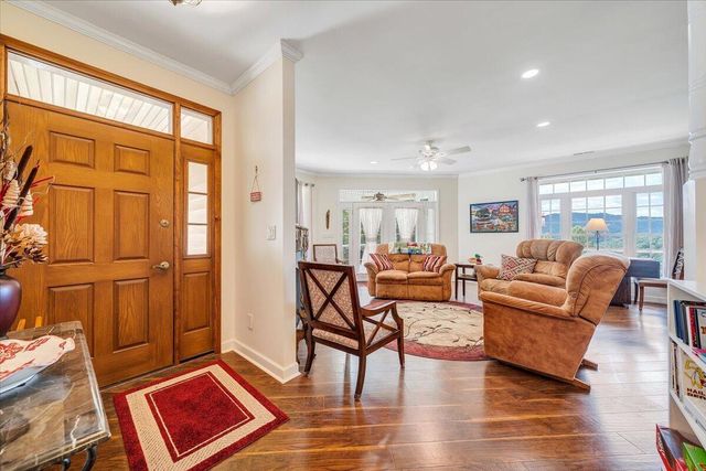 11010 Catawba RD, Troutville, VA 24175
