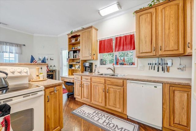 11010 Catawba RD, Troutville, VA 24175