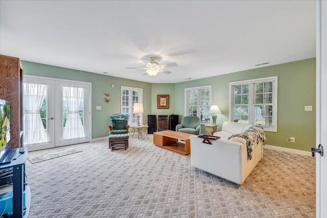 11010 Catawba RD, Troutville, VA 24175
