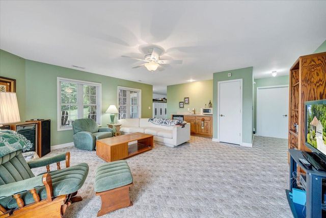 11010 Catawba RD, Troutville, VA 24175