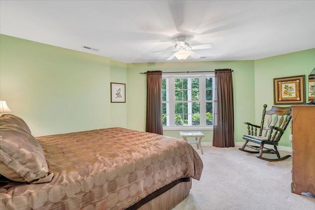 11010 Catawba RD, Troutville, VA 24175