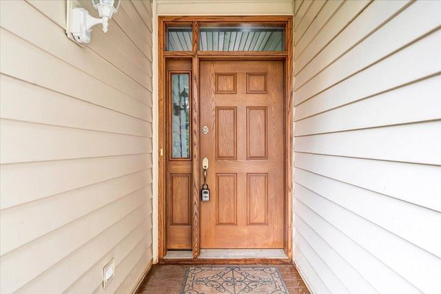 11010 Catawba RD, Troutville, VA 24175