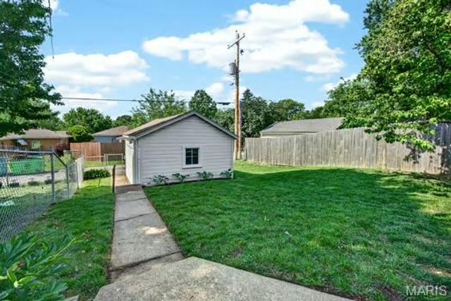 5732 Winona Avenue, St Louis, MO 63109