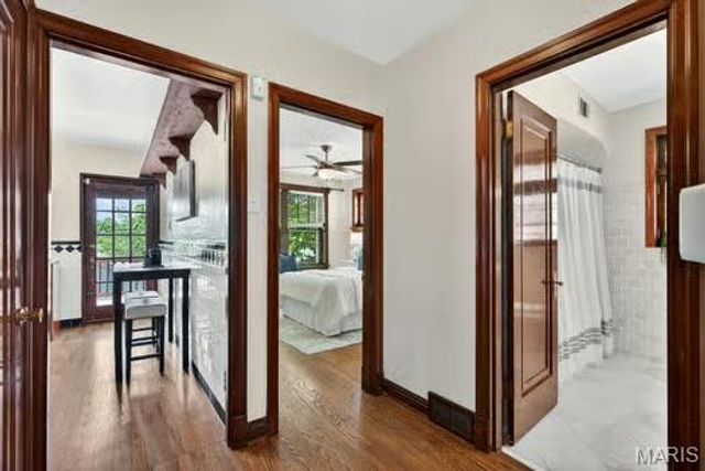 5732 Winona Avenue, St Louis, MO 63109
