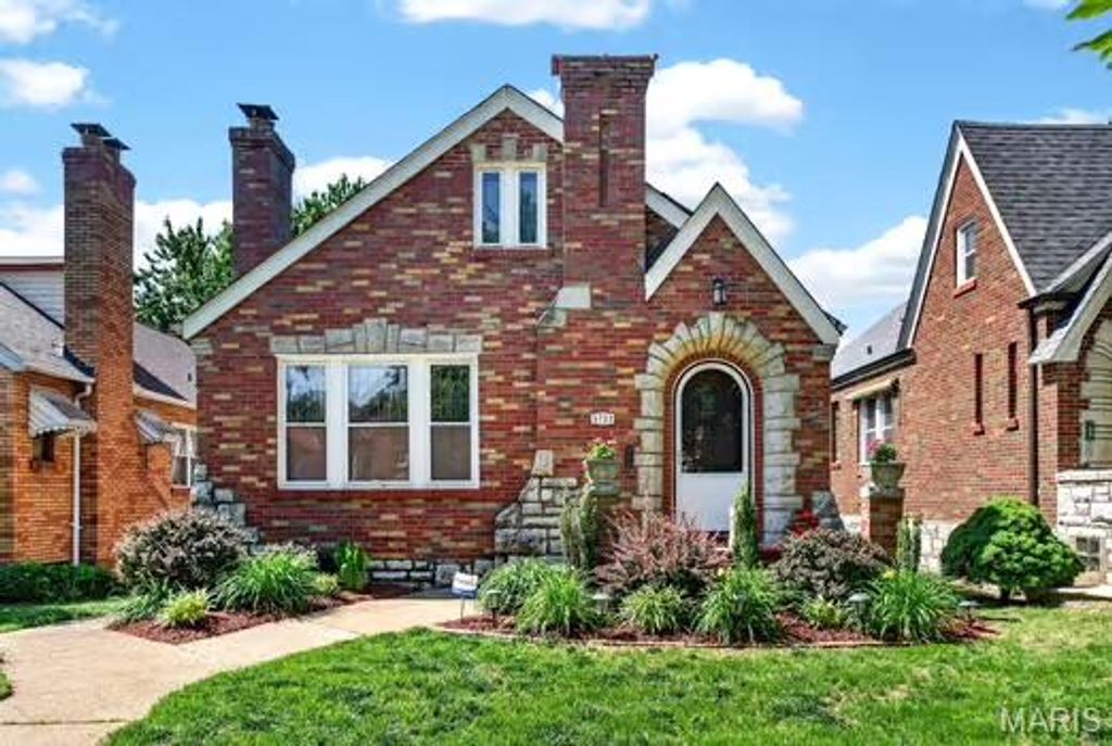 5732 Winona Avenue, St Louis, MO 63109