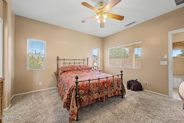 860 W FRUIT TREE Lane, San Tan Valley, AZ 85143