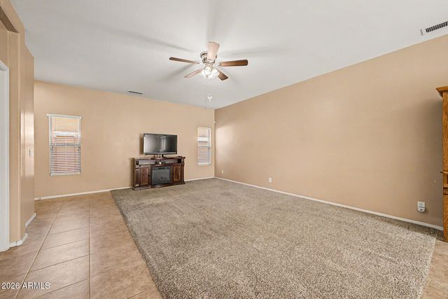 860 W FRUIT TREE Lane, San Tan Valley, AZ 85143
