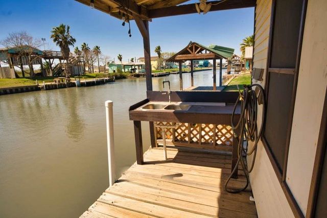 803 County Road 202, Sargent, TX 77414