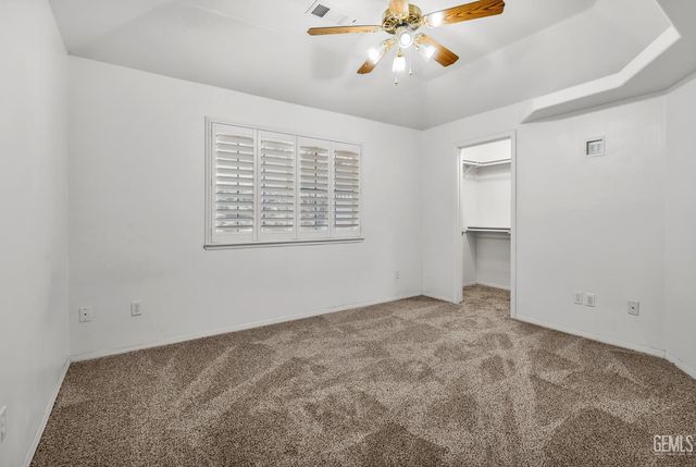 5105 Southshore Drive, Bakersfield, CA 93312