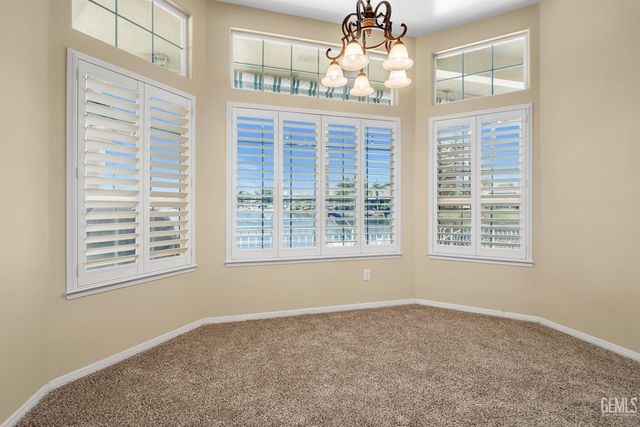 5105 Southshore Drive, Bakersfield, CA 93312