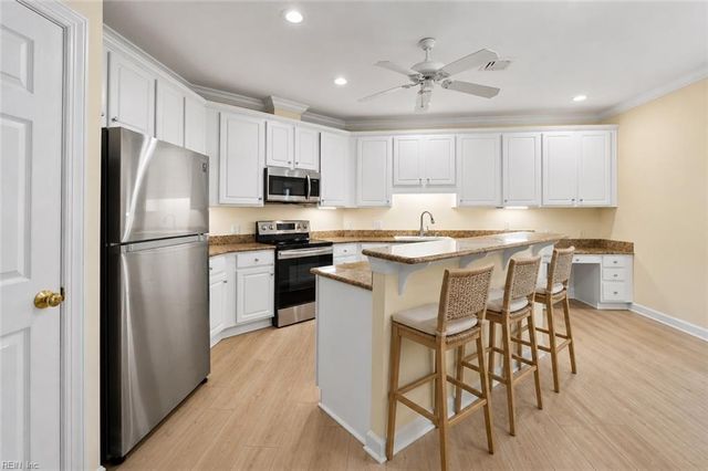 400 Rudee Point Rd Apt 107, Virginia Beach, VA 23451