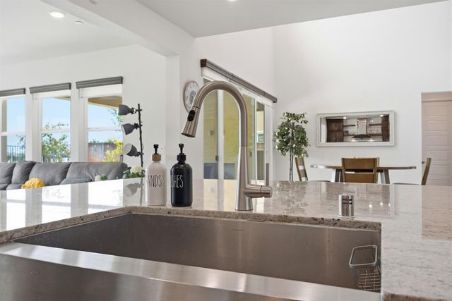 4340 Hummingbird Cir, Folsom, CA 95630