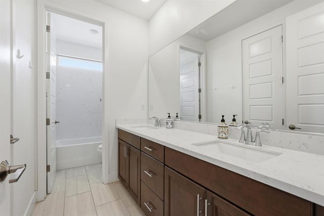4340 Hummingbird Cir, Folsom, CA 95630