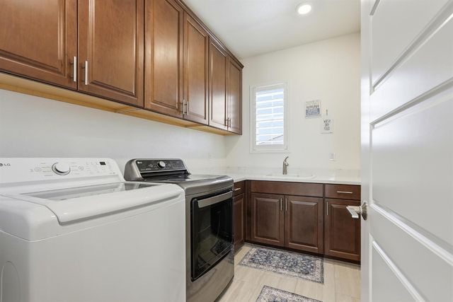 4340 Hummingbird Cir, Folsom, CA 95630